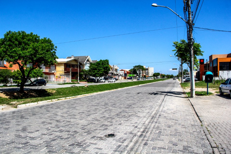 10.01.2018 - Requalificação do calçamento da avenida São Francisco de Paula
