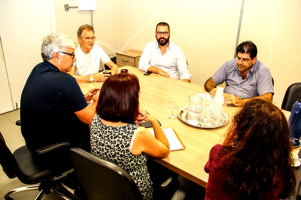 11.01.2018 - Vice-prefeito Idemar Barz na reunião sobre Inter Regional: fase do Enart 2018 em Pelotas