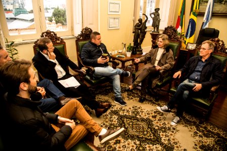 25.06.2019 - Prefeita Paula Mascarenhas em reunião com o Jockey Club Pelotas - Foto Gustavo Vara