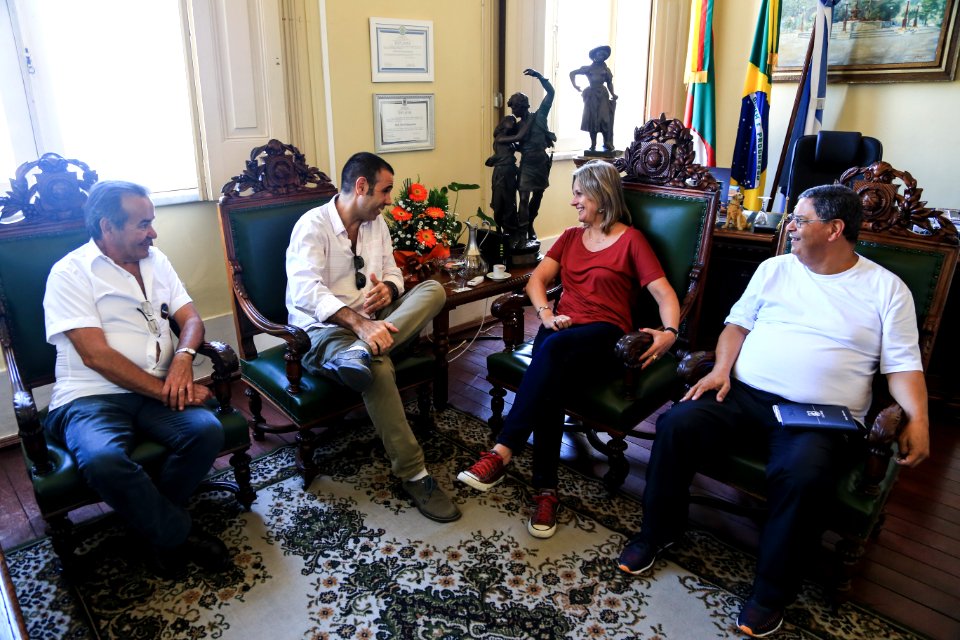 06.03.2018 -Prefeita Paula Mascarenhas  durante reunião com Vinicius Kaster, da gerência de esportes de Porto Alegre, para tratar da realização da Caranava do Esporte - Foto: Gustavo Vara