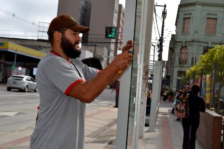 04.04.2018- SEPLAG - Colocação de vidros parada de onibus Osorio -Foto Janine Tomberg (21)