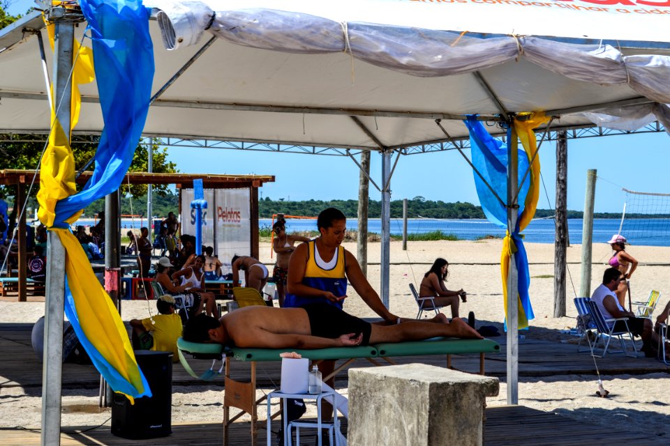 04.01.2018 - Atividades de verão na praia do Laranjal