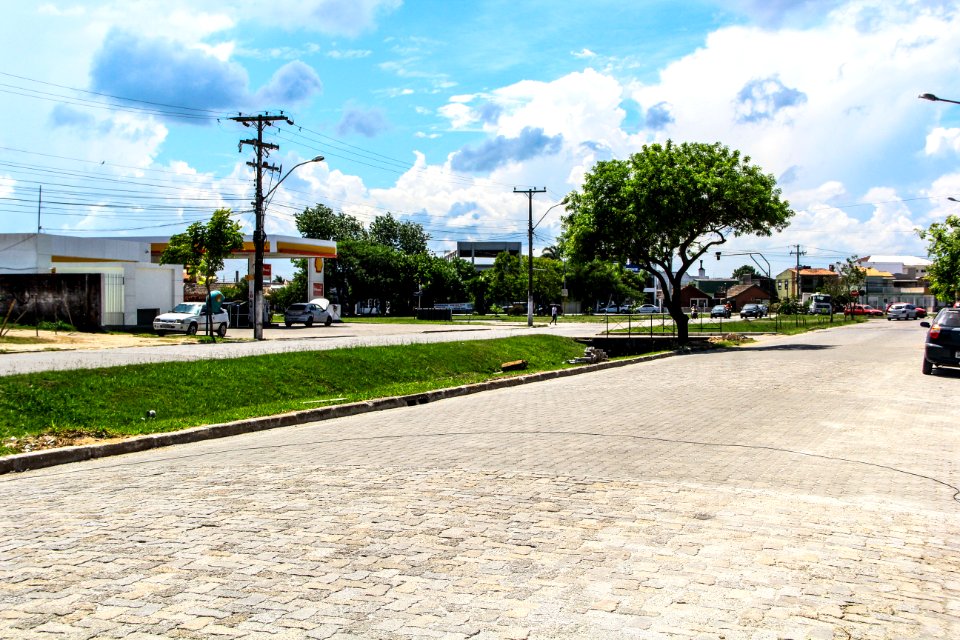 10.01.2018 - Requalificação do calçamento da avenida São Francisco de Paula