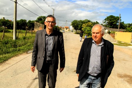 05.12.2017 - Prefeito em exercício Luiz Henrique Viana durante visita na rua Cidinei Alves Dias no Jardim Europa