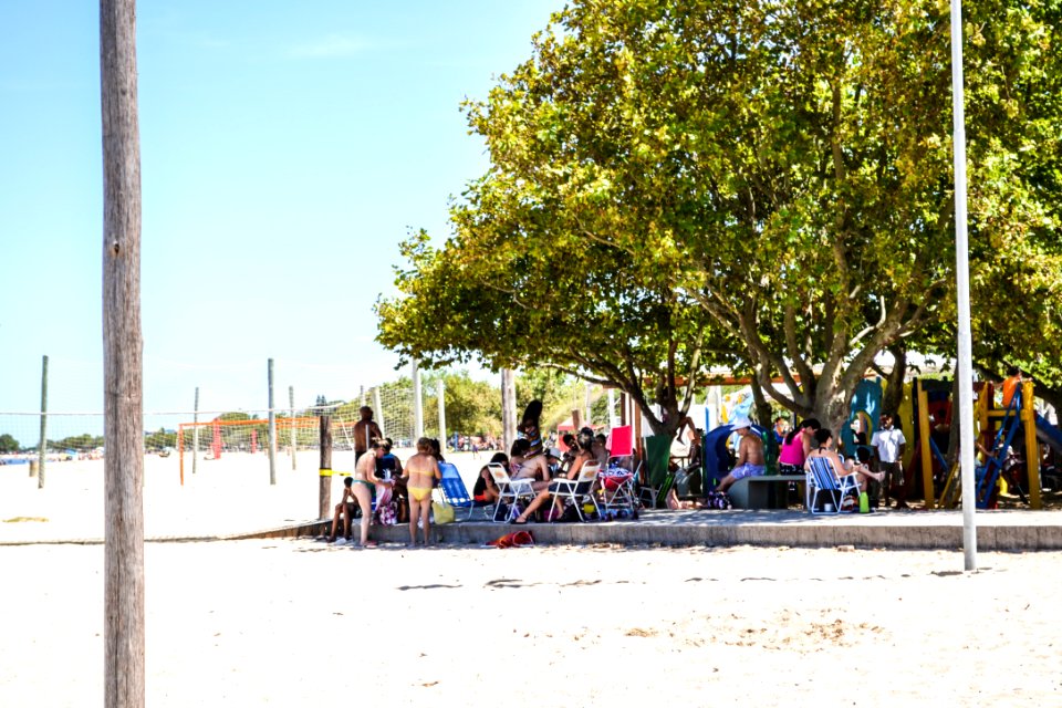 04.01.2018 - Atividades de verão na praia do Laranjal