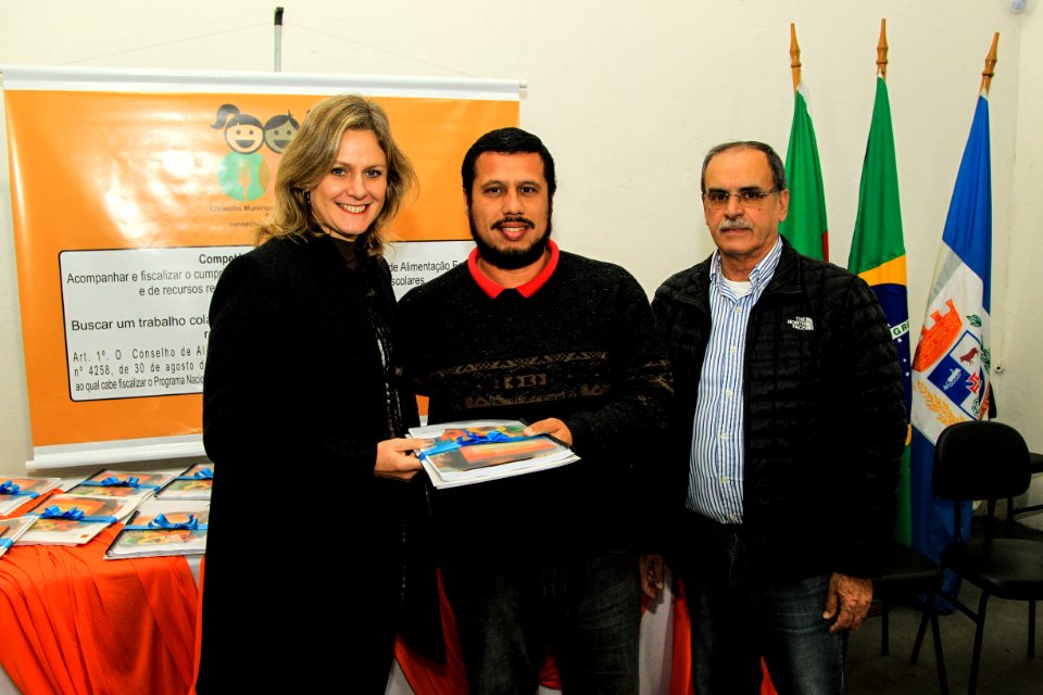 12.06.2018 - Prefeita Paula Mascarenhas e o vice Idemar Barz durante Posse do Conselho Municipal da Merenda Escolar - Foto: Gustavo Vara