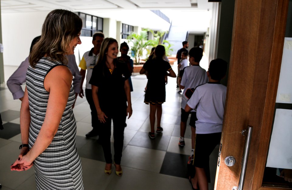 22.02.2018 - Prefeita Paula Mascarenhas e o vice Idemar Barz durante visita à Escola Santa Mônica - Foto: Gustavo Vara