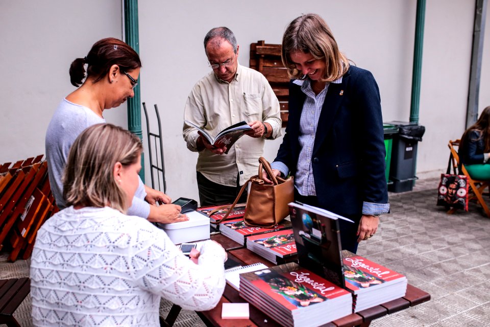 18.12.2017 - Prefeita Paula Mascarenhas no lançamento do Livro Relicário de afetos - Lu Gastal