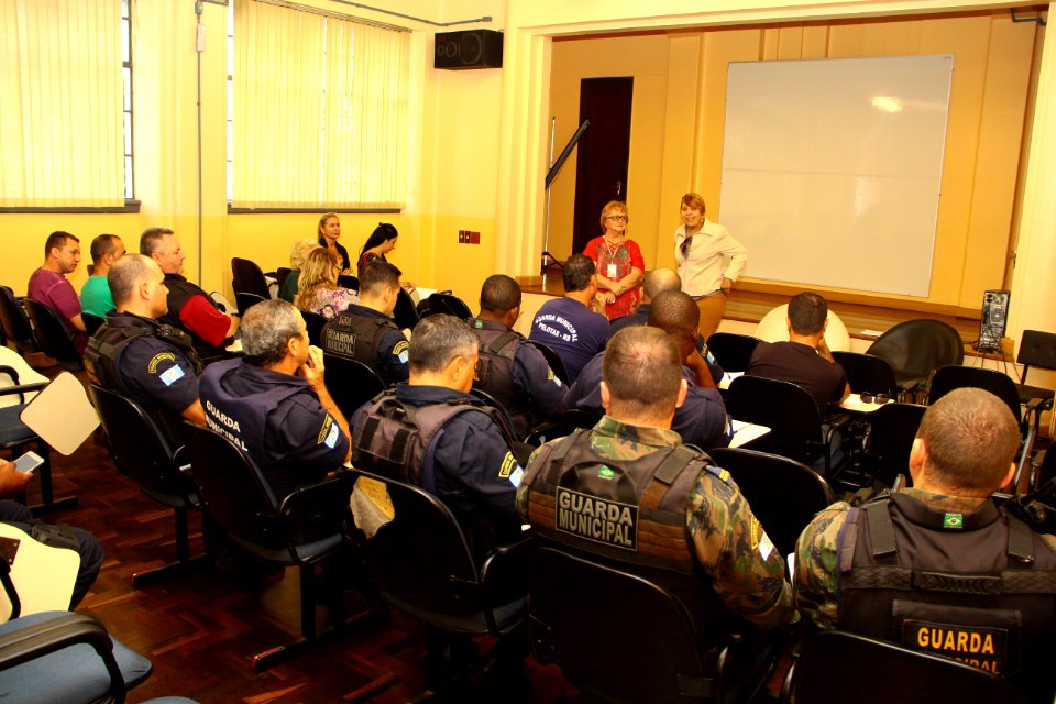 06.04.2018 - SSP - Primeira capacitação da GM para atendimento pacientes em surto - Foto Marcel Avila