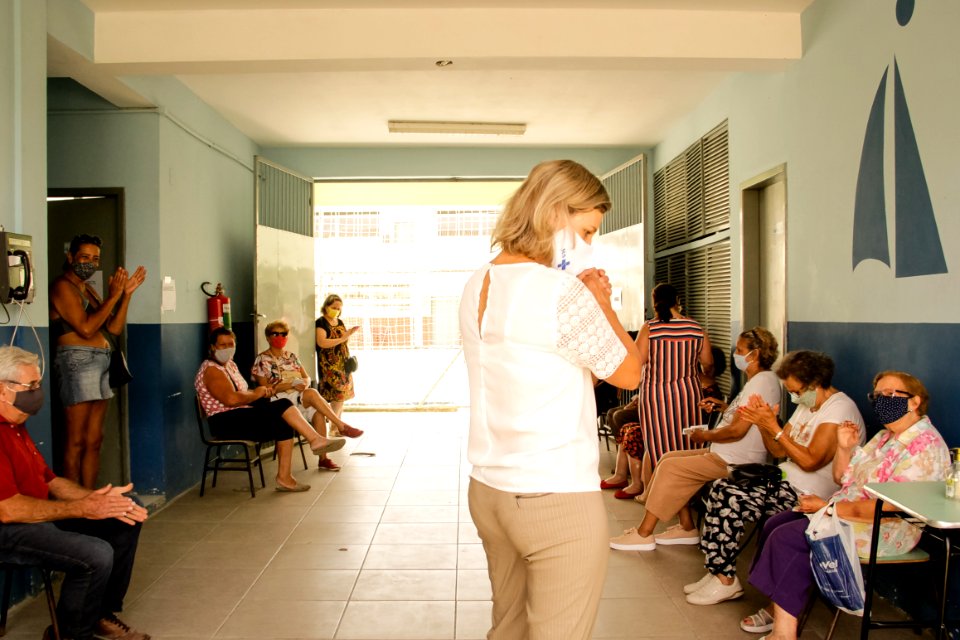 03.03.2021 Prefeita Paula Mascarenhas acompanha vacinação de idosos nas escolas Foto Rodrigo Chagas