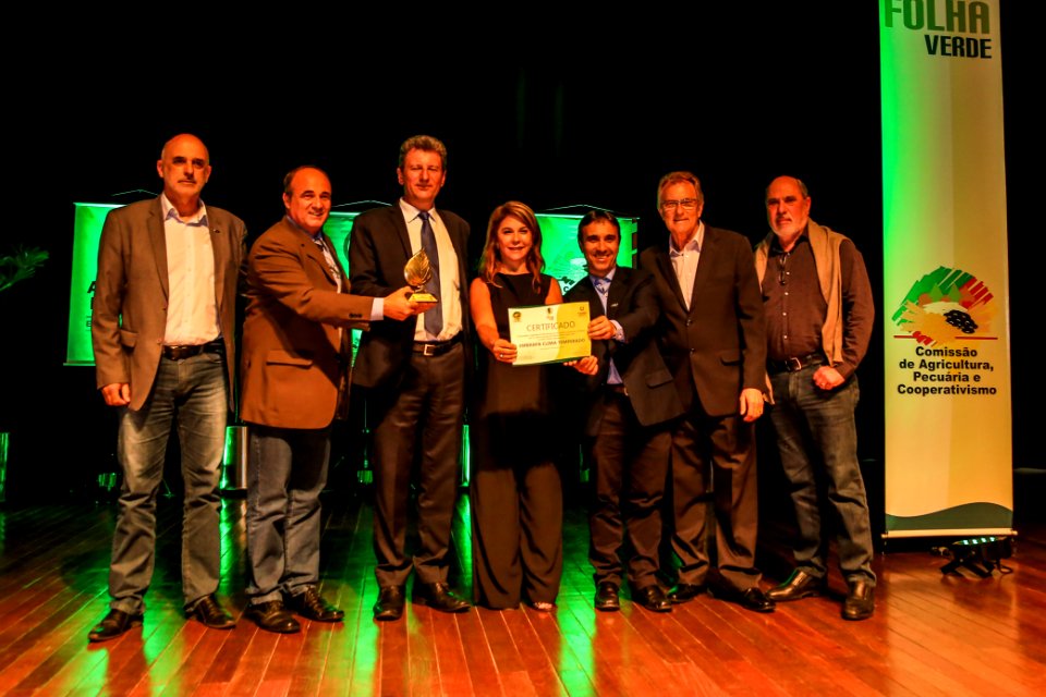 04.12.2017 - Vice-Prefeito Idemar Barz na entrega do prêmio destaque no desenvolvimento do agronegócio gaúcho em Porto Alegre RS