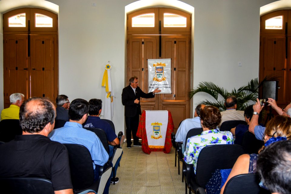14.12.2017 - Vice-prefeito Idemar Barz na entrega de títulos sociais beneméritos do IHGPEL - Instituto Histórico Geográfico de Pelotas