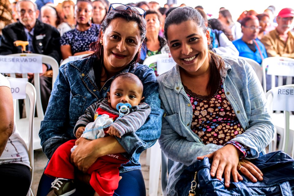 20.12.2017 - Prefeita Paula Mascarenhas e vice Idemar Barz na entrega dos residenciais Roraima e Amazonas