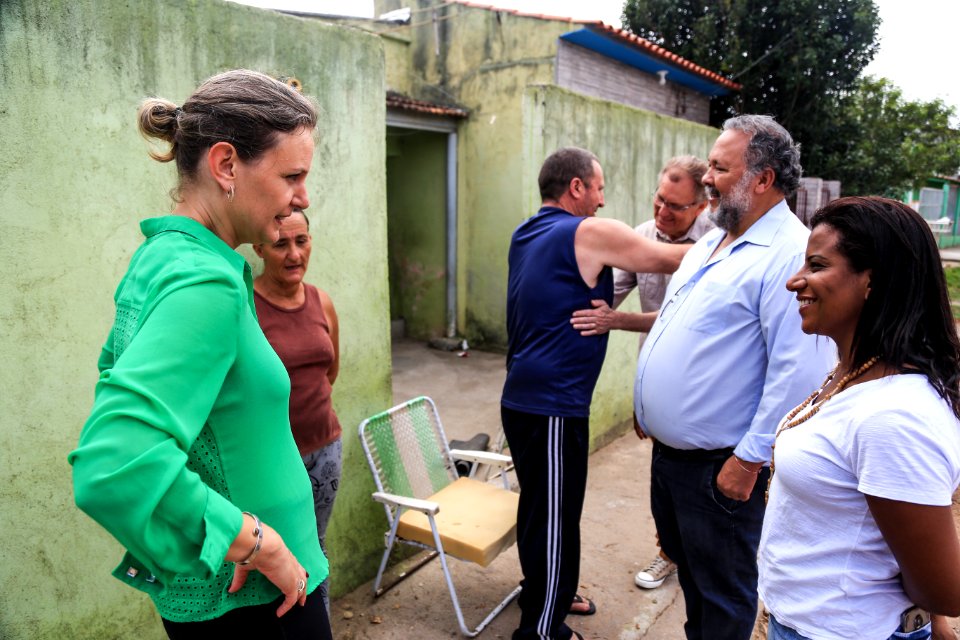 21.12.2017 - Prefeita Paula Mascarenhas e vice Idemar Barz visitam as obras no prolongamento da rua Paulo Guilayn