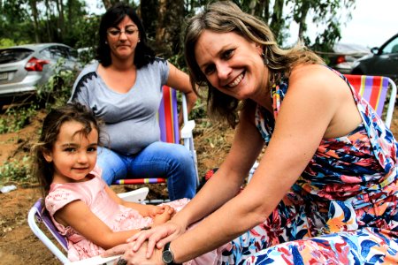 27.01.2018 - Prefeita Paula Mascarenhas durante abertura e Festa da Colheita da Uva, 8º Distrito, Colônia Santa Helena, propriedade de Dirceu Kurz - Foto: Gustavo Vara