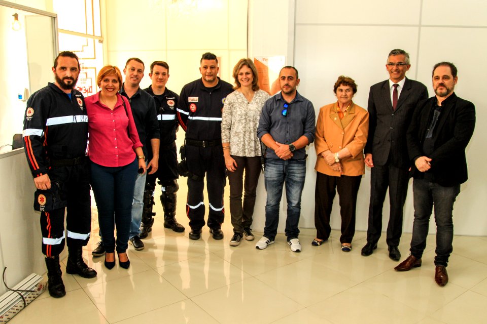 26.10.2017 - Prefeita Paula Mascarenhas noLançamento do NEP do SAMU, CURSOS DE URGÊNCIA E EMERGÊNCIA PARA TODAS AS UBS DO MEIO RURAL E descerramento de uma placa para o Instituto Educacional Dimensão