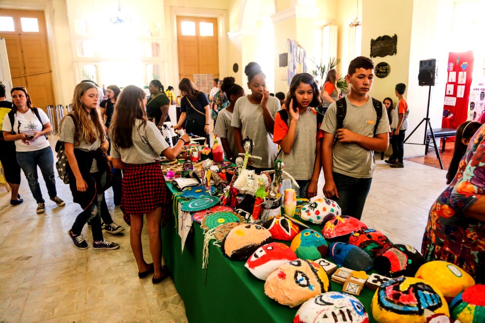 13.11.2017 - VI Mostra de trabalhos escolares Afro Indigenas e Feira das Culturas - SMED