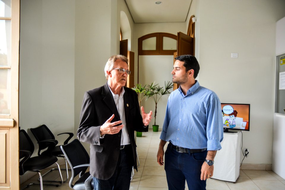 14.12.2017 - Vice-prefeito Idemar Barz visita sede do Procon Pelotas