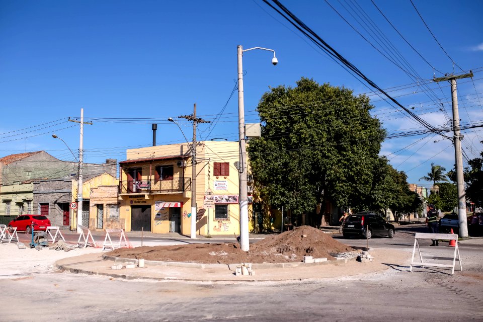 17.04.2018 Obra rotatória Av Brasil com Saturino de Brito - Fotos Gustavo Mansur