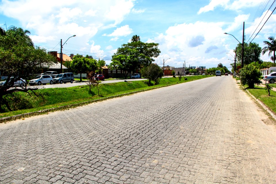 10.01.2018 - Requalificação do calçamento da avenida São Francisco de Paula