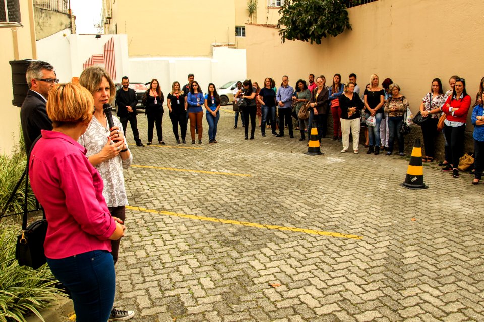 26.10.2017 - Prefeita Paula Mascarenhas noLançamento do NEP do SAMU, CURSOS DE URGÊNCIA E EMERGÊNCIA PARA TODAS AS UBS DO MEIO RURAL E descerramento de uma placa para o Instituto Educacional Dimensão