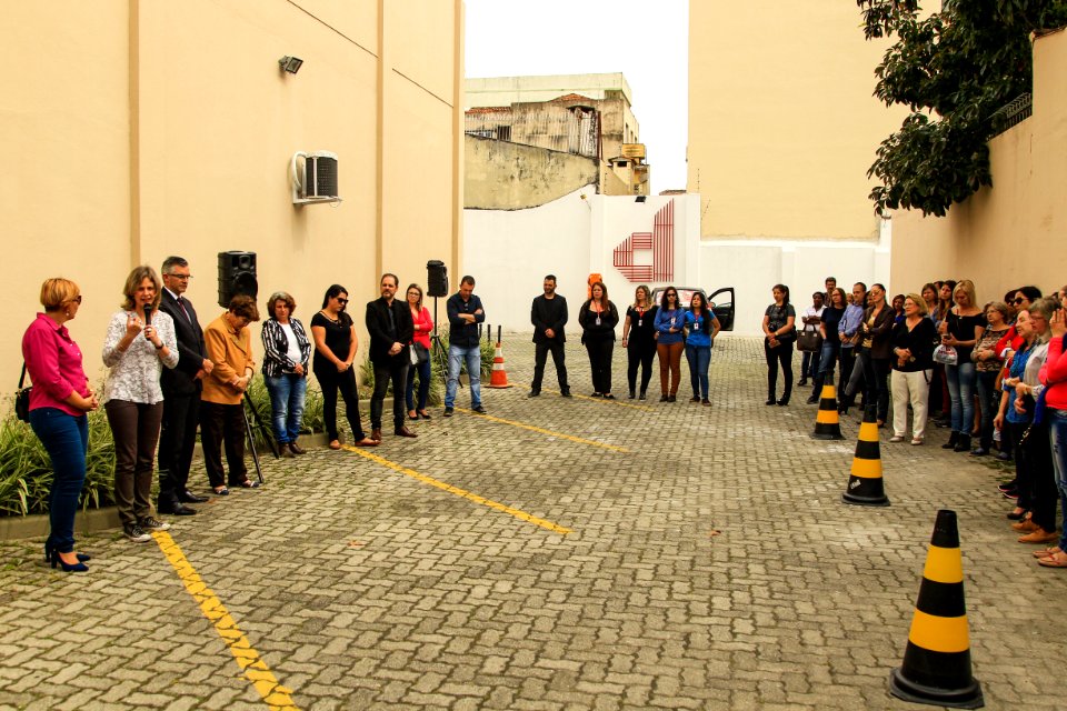 26.10.2017 - Prefeita Paula Mascarenhas noLançamento do NEP do SAMU, CURSOS DE URGÊNCIA E EMERGÊNCIA PARA TODAS AS UBS DO MEIO RURAL E descerramento de uma placa para o Instituto Educacional Dimensão