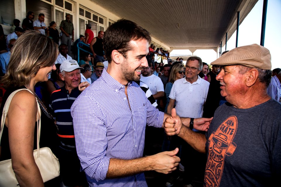 08.04.2018 - Prefeita Paula Mascarenhas e o vice Idemar Barz participam do 81º GP Princesa do Sul de Turfe em homenagem à prefeita municipal - Foto: Gustavo Vara