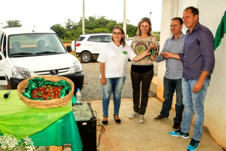 06.12.2017 - Prefeita Paula Mascarenhas durante inauguração da Agroindústria Sul Ecológica na Estrada da Gama na colônia de Pelotas