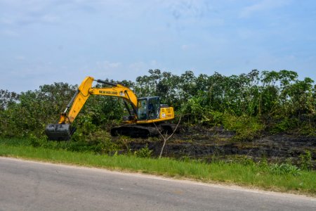 25.10.2017 - Ações de melhorias do Sanep no Laranjal - Foto: Rafaél de Lima