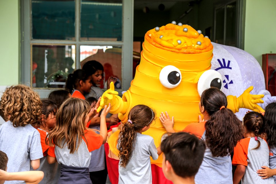 13.12.2017 - Prefeita Paula Mascarenhas durante entrega de laboratório Khan Academy na EMEF Dom Francisco de Campos Barreto