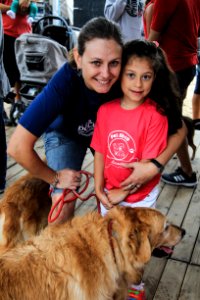 28.01.2018 - Prefeita Paula Mascarenhas participa da Cãominhada do jornal Diário Popular na Praia do Laranjal