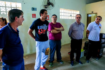 26.10.2017 SMED Entrega Luvas Proj Quem luta não briga
