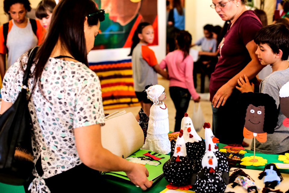 13.11.2017 - VI Mostra de trabalhos escolares Afro Indigenas e Feira das Culturas - SMED