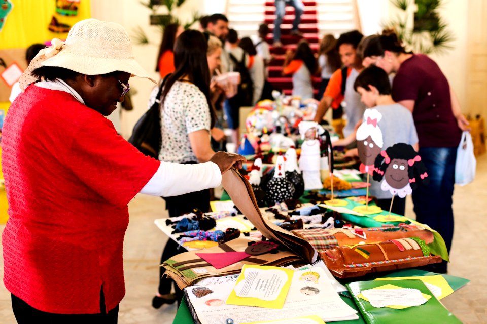 13.11.2017 - VI Mostra de trabalhos escolares Afro Indigenas e Feira das Culturas - SMED