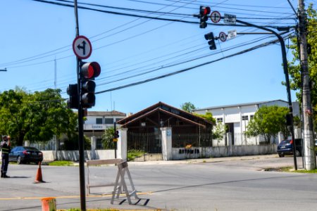 19.01.2018 - Novo semáforo na praça 20 de Setembro esquina com a rua Baltazar Brum