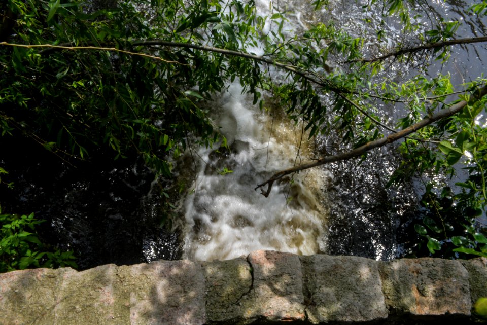 25.10.2017 - Ações de melhorias do Sanep no Laranjal - Foto: Rafaél de Lima