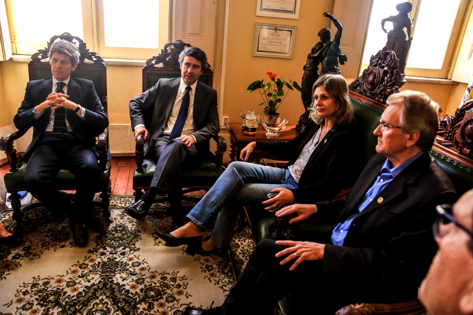 29.11.2017 - Prefeita Paula Mascarenhas e vice Idemar Barz recebem visita de Comitiva de Portugal