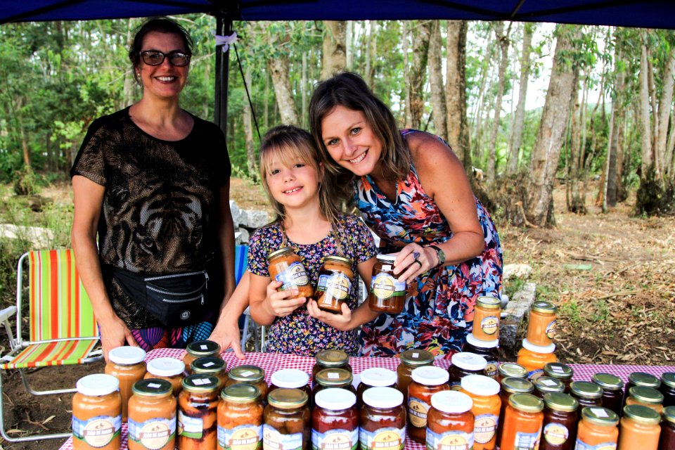 27.01.2018 - Prefeita Paula Mascarenhas durante abertura e Festa da Colheita da Uva, 8º Distrito, Colônia Santa Helena, propriedade de Dirceu Kurz - Foto: Gustavo Vara