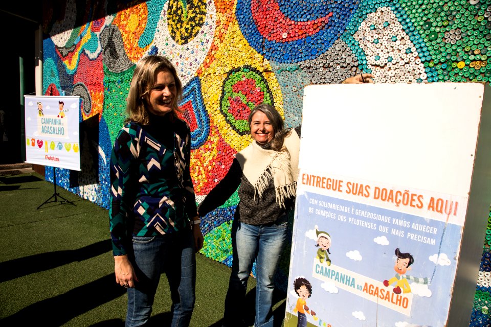 26.05.2018 - Prefeita Paula Mascarenhas e o vice Idemar Barz na lançamento da Campanha do Agasalho no Mercado Público - Foto: Gustavo Vara