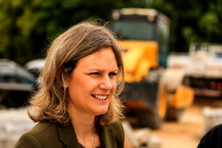 10.11.2017 - Prefeita Paula Mascarenhas em visita na avenida Ildefonso Simões Lopes