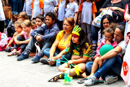 17.11.2017 - Ações que integram o projeto Africanidades - Alunos Smed no Mercado Central - Fotos: Marcel Avila