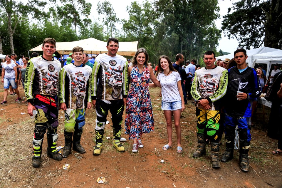 27.01.2018 - Prefeita Paula Mascarenhas durante abertura e Festa da Colheita da Uva, 8º Distrito, Colônia Santa Helena, propriedade de Dirceu Kurz - Foto: Gustavo Vara