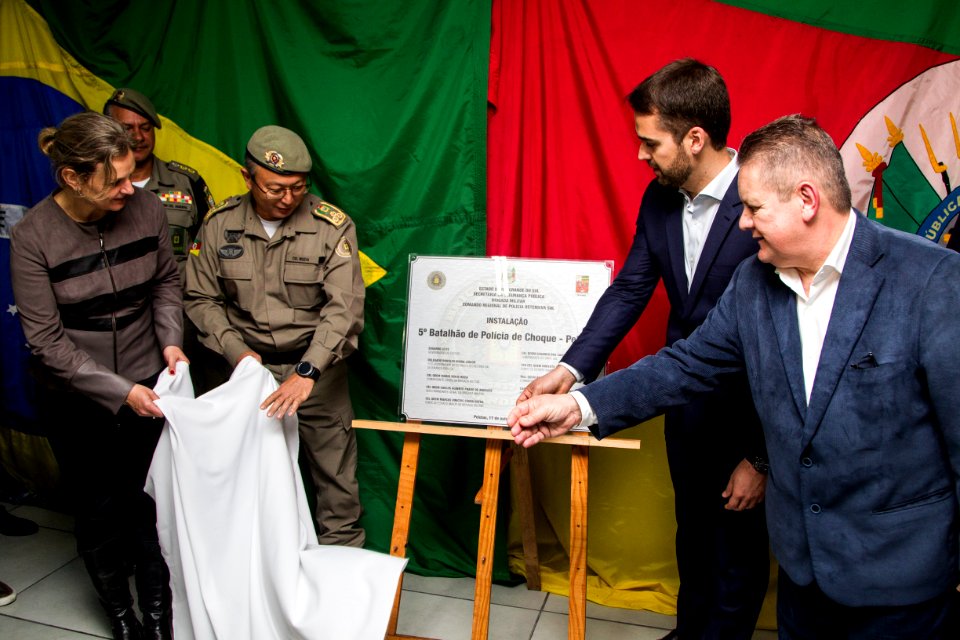 17.10.2019 - Prefeita Paula Mascarenhas e o Governador Eduardo Leite durante o evento de inauguração do BP Choque - Foto: Gustavo Vara