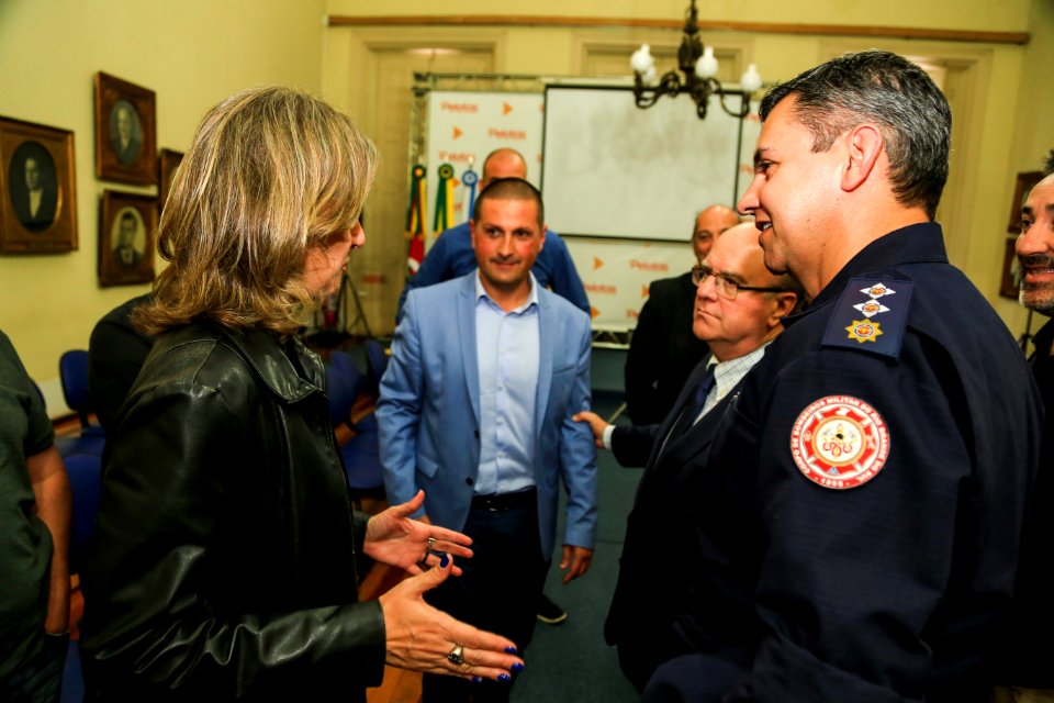 17.11.2017 - Prefeita Paula Mascarenhas na reunião do GGI com secretário de Segurança Pública do Estado, Cezar Schirmer