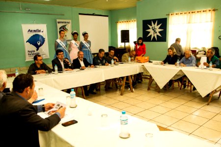 20.10.2018 - Prefeita Paula Mascarenhas durante reunião da Azonasul em Cerrito, no 3º Distrito - Passo do Santana - Foto: Gustavo Vara
