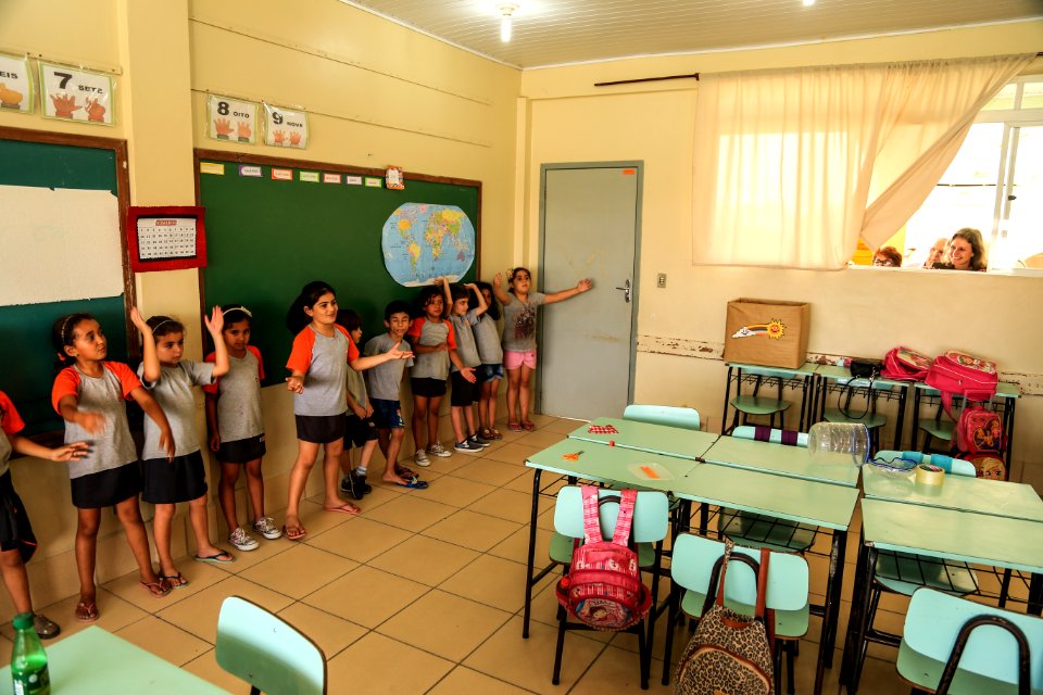 13.12.2017 - Prefeita Paula Mascarenhas durante entrega de laboratório Khan Academy na EMEF Dom Francisco de Campos Barreto