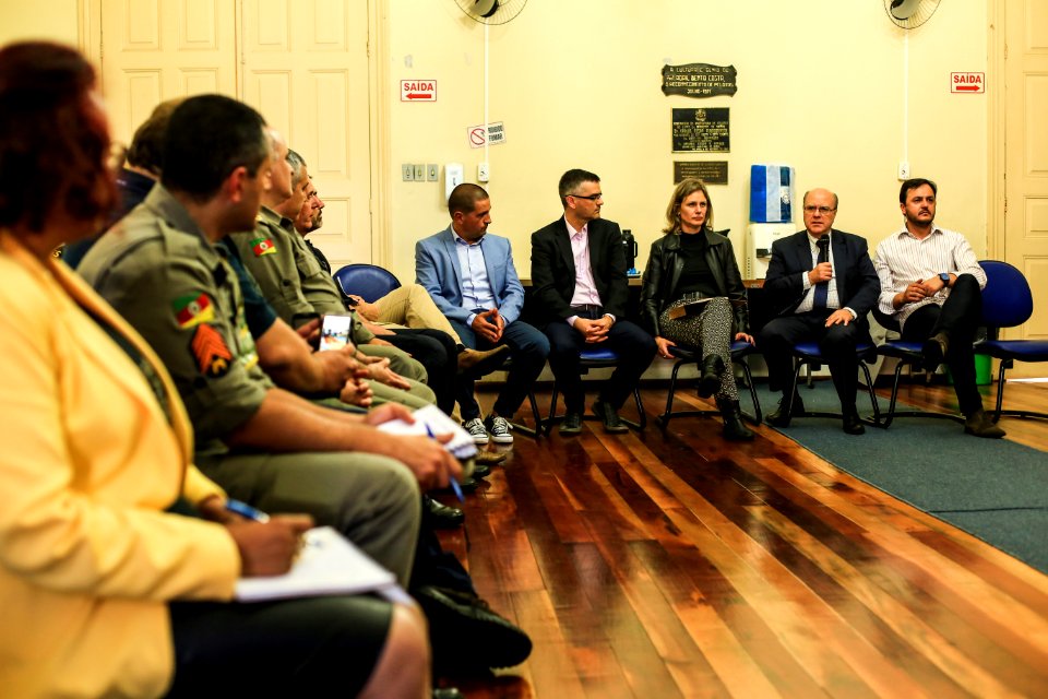 17.11.2017 - Prefeita Paula Mascarenhas na reunião do GGI com secretário de Segurança Pública do Estado, Cezar Schirmer