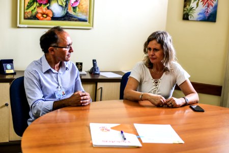 17.01.2018 - Prefeita Paula Mascarenhas na adesão da maternidade da Santa Casa de Misericórdia ao Pacto Pelotas Pela Paz