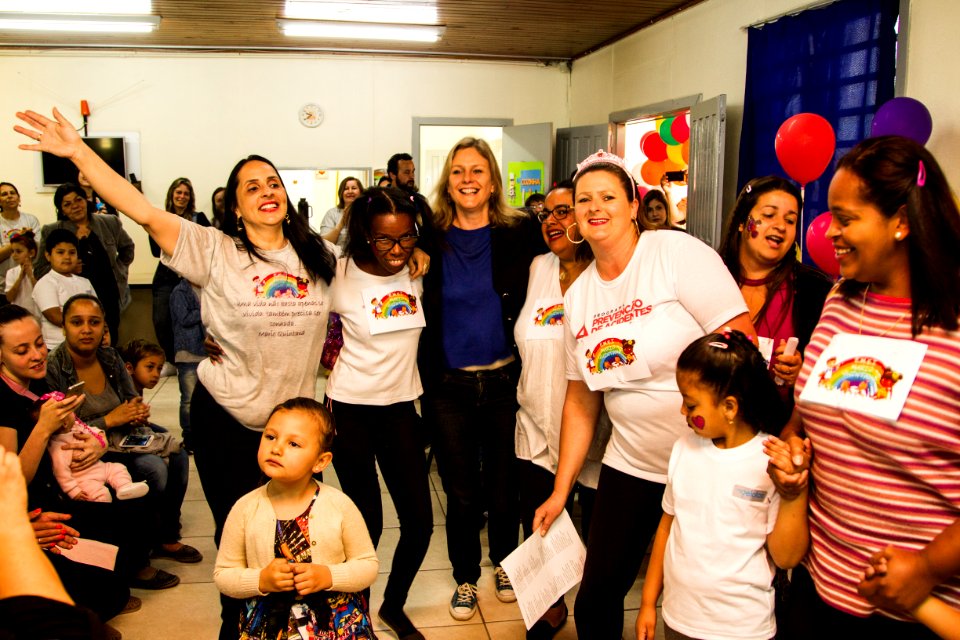 20.10.2018 - Prefeita Paula Mascarenhas participa da festa de aniversário da EMEF Mário Quintana, na Guabiroba - Foto: Gustavo Vara