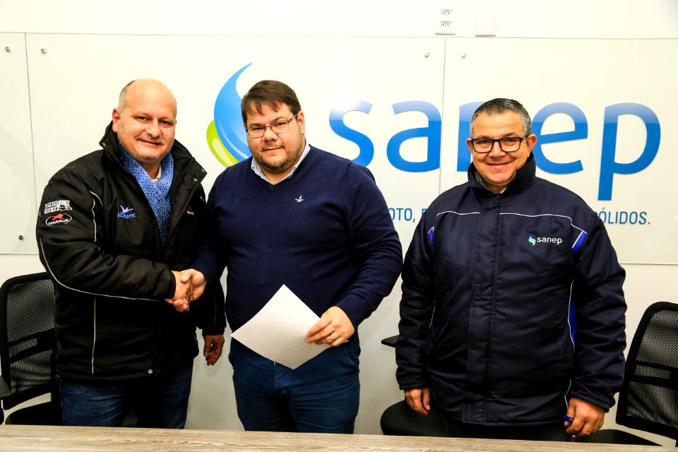 11.07.2018 - Presidente do SANEP, Alexandre Garcia durante assinatura de contrato para as obras de drenagem no Laranjal e na Bento e da aquisição de maquinários e veículos anunciados na 26ª Fenadoce - Foto: Gustavo Vara